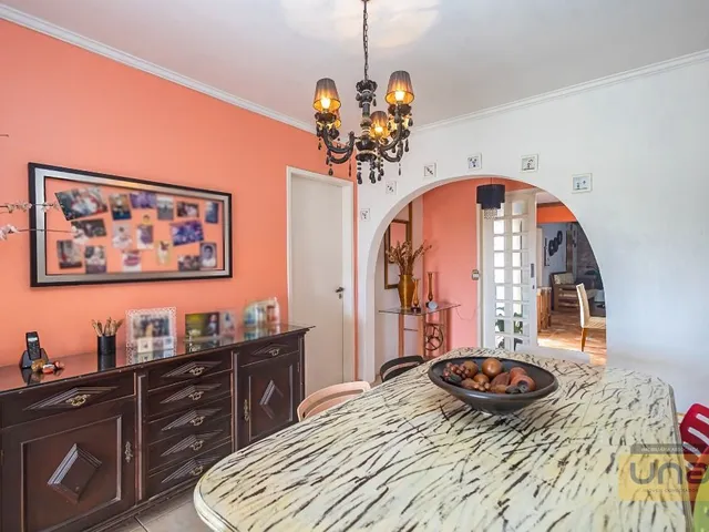 Casa com 468m² 3 quartos e 3 banheiros, à venda, no bairro Ferraria em Campo Largo