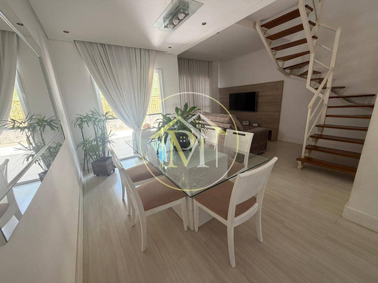 Casa, 2 quartos, 109 m² - Foto 1