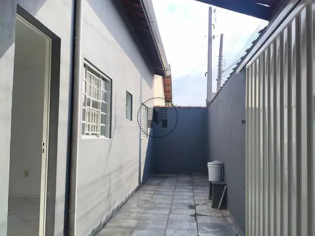 Casa com 130m² 2 quartos e 1 banheiro, para alugar, no bairro Vila Brasil em Guaratinguetá