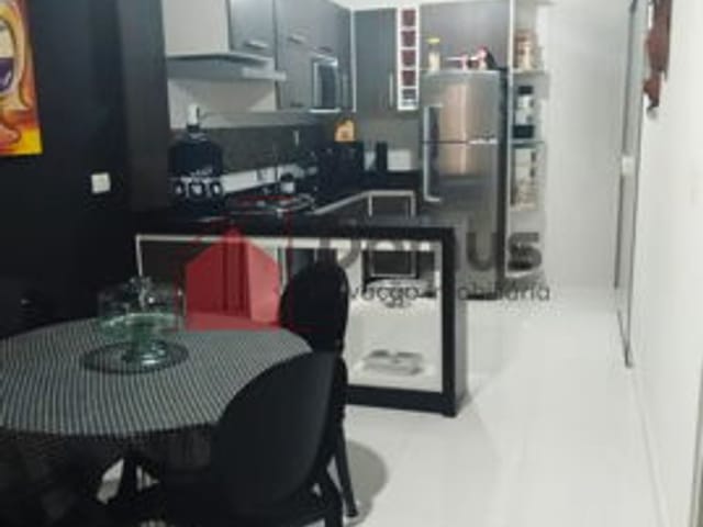 Casa à venda, no bairro Parque das Palmeiras em Pindamonhangaba