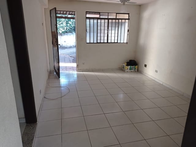 Foto do Casa - Casa à venda - 3 quartos - Oportunidade de investimento- Próximo da JK e Santos Dumont -  Vila Larsen 1, Londrina | Guepardo Imob