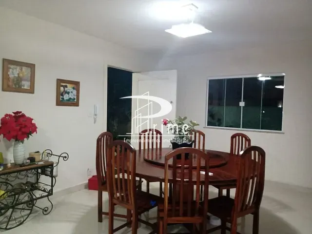 Casa com 360m² 4 quartos e 3 banheiros, à venda, no bairro Lagoinha em Araruama