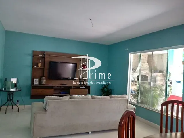 Casa com 360m² 4 quartos e 3 banheiros, à venda, no bairro Lagoinha em Araruama