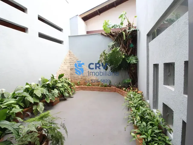 Casa com 427m², à venda, no bairro Andrade em Londrina
