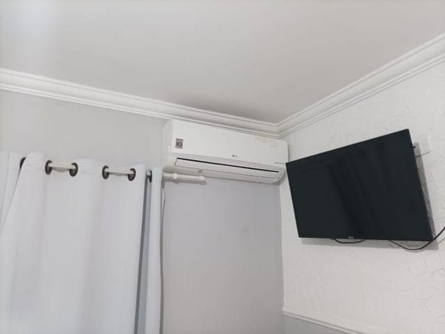 Foto do Casa - Casa com 2 dormitórios à venda, 65 m² por R$ 305.000,00 - Jardim Portugal - São José dos Campos/SP | INDEPENDENCE NEGOCIOS IMOBILIARIOS LTDA