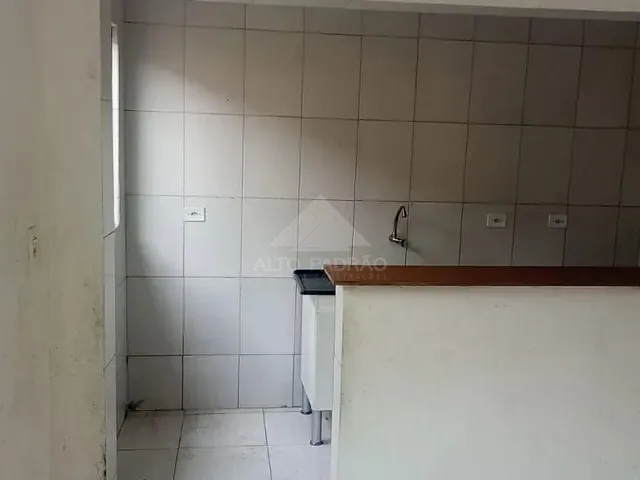 Casa com 360m² 2 quartos e 2 banheiros, à venda, no bairro Jardim Estrela em Mauá