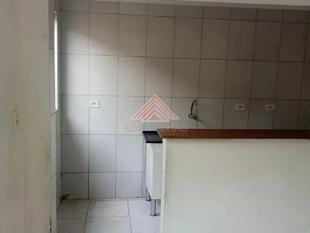Casa com 360m² 2 quartos e 2 banheiros, à venda, no bairro Jardim Estrela em Mauá