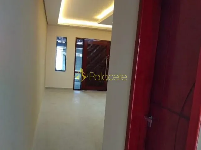 Casa à venda, no bairro Parque Senhor do Bonfim em Taubaté