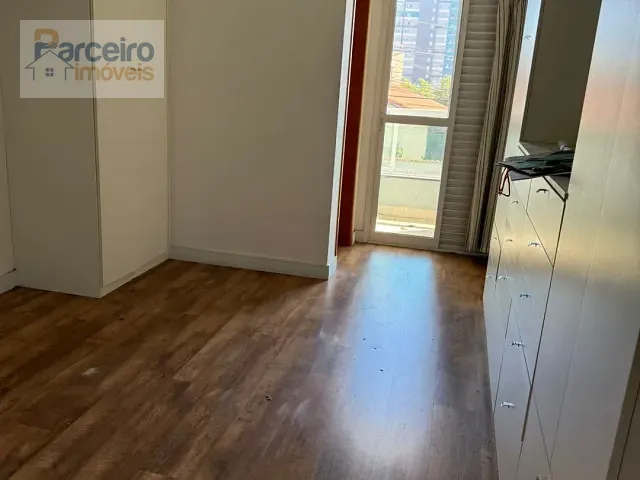 Casa 3 quartos e 3 banheiros, à venda, no bairro Vila Granada em São Paulo