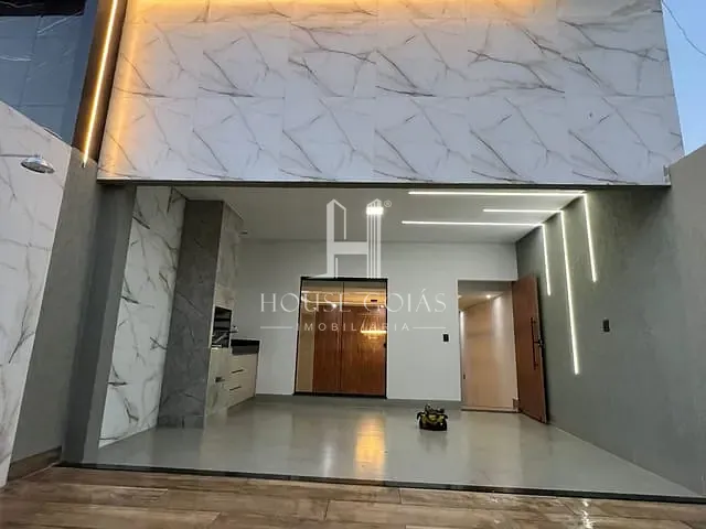 Casa com 222m² 3 quartos e 2 banheiros, à venda, no bairro Setor Maysa em Trindade