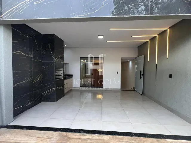 Casa com 222m² 3 quartos e 2 banheiros, à venda, no bairro Setor Maysa em Trindade