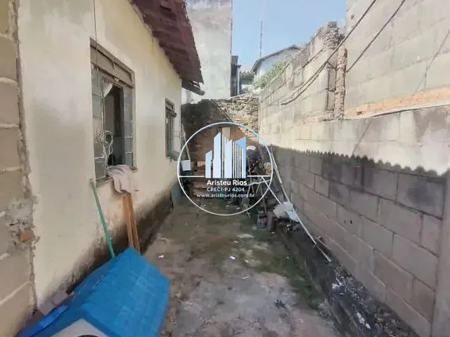 Casa com 275m² 7 quartos e 3 banheiros, à venda, no bairro Jardim Esplanada em Pouso Alegre