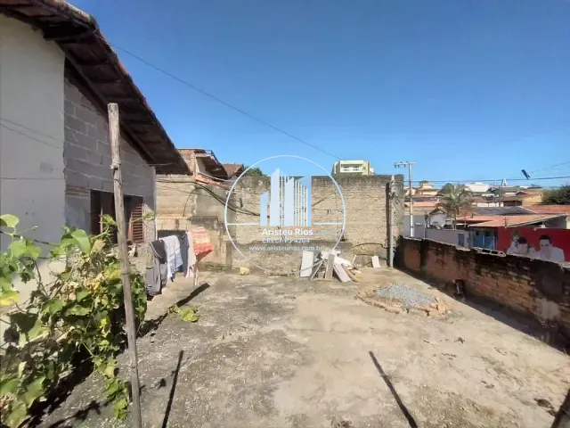 Casa com 275m² 7 quartos e 3 banheiros, à venda, no bairro Jardim Esplanada em Pouso Alegre
