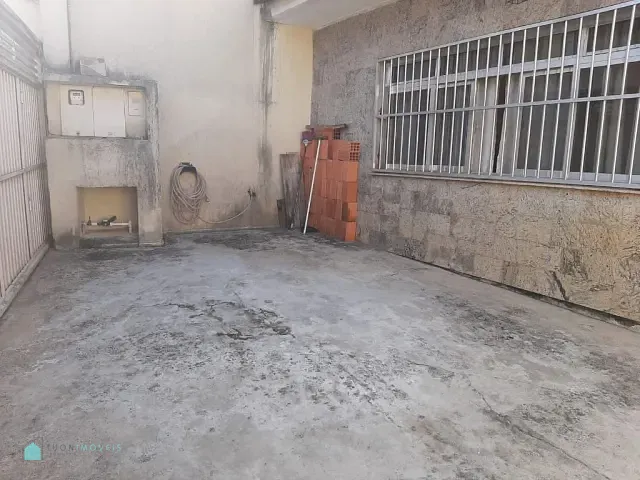 Casa com 300m² 6 quartos e 3 banheiros, à venda, no bairro Vila Pereira Cerca em São Paulo