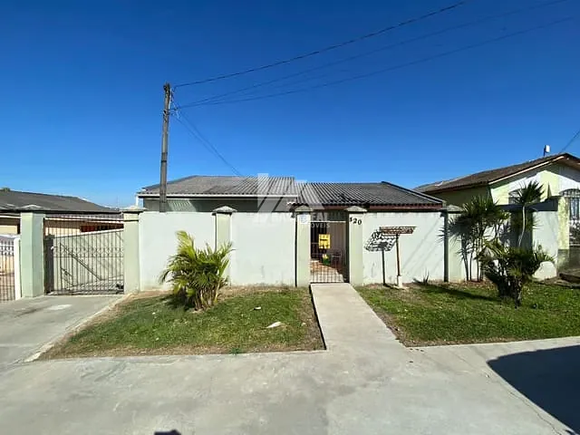 Casa com 300m² 3 quartos e 2 banheiros, à venda, no bairro Boa Vista em Ponta Grossa