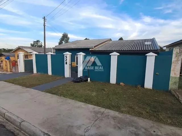 Casa com 327m² 2 quartos e 3 banheiros, à venda, no bairro Boa Vista em Ponta Grossa