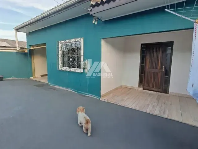 Casa com 327m² 2 quartos e 3 banheiros, à venda, no bairro Boa Vista em Ponta Grossa