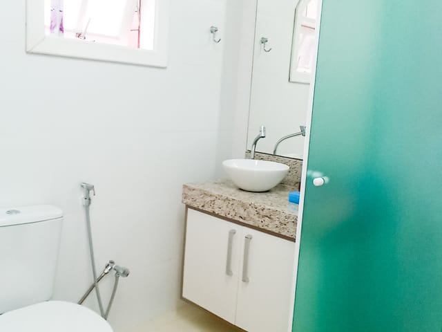Casa com 363m² 2 quartos e 3 banheiros, à venda, no bairro Indaiá em Bertioga