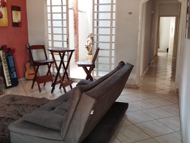 Casa com 250m² 3 quartos e 2 banheiros, à venda, no bairro Jardim São Lourenço em Bragança Paulista