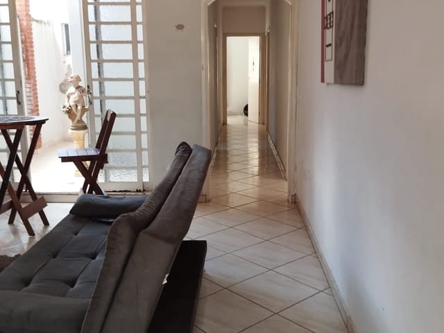 Casa com 250m² 3 quartos e 2 banheiros, à venda, no bairro Jardim São Lourenço em Bragança Paulista