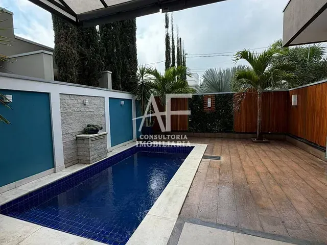 Casa com 400m² 3 quartos e 4 banheiros, à venda, no bairro Quiririm em Taubaté