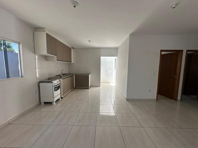 Casa com 90m² 3 quartos e 2 banheiros, à venda, no bairro Olarias em Ponta Grossa