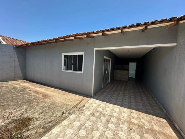 Casa com 90m² 3 quartos e 2 banheiros, à venda, no bairro Olarias em Ponta Grossa