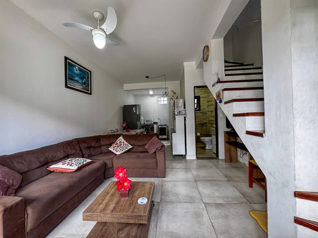 Casa 2 quartos e 2 banheiros, à venda, no bairro Centro em Bertioga