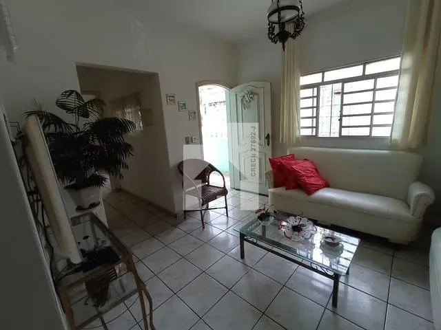 Casa com 155m² 2 quartos e 1 banheiro, à venda, no bairro Vila Joana em Jundiaí