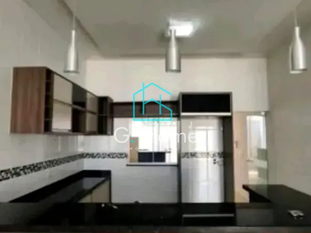 Casa com 250m² 3 quartos e 2 banheiros, à venda, no bairro Alto da Boa Vista em Londrina