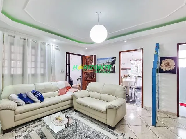Casa com 231m² 3 quartos e 2 banheiros, à venda, no bairro Conjunto Residencial Trinta e Um de Março em São José dos Campos