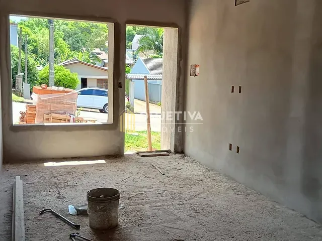 Casa 2 quartos e 1 banheiro, à venda, no bairro Cidade Nova em Ivoti