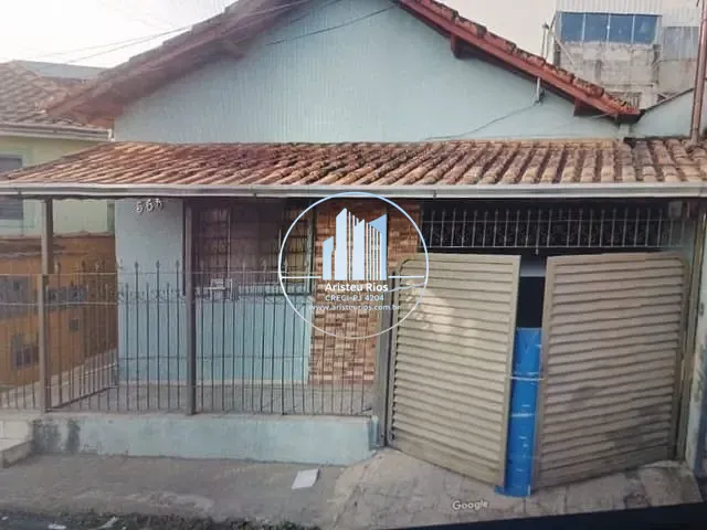 Casa com 135m² 2 quartos e 1 banheiro, à venda, no bairro Fátima em Pouso Alegre