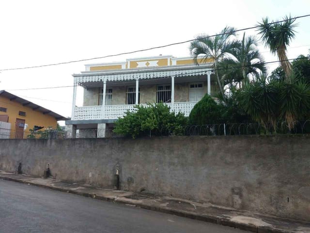 Foto do Casa - Venda: Excelente casarão colonial com 04 dormitórios e 01 suíte - com ou sem mobília | Zwicker Imóveis