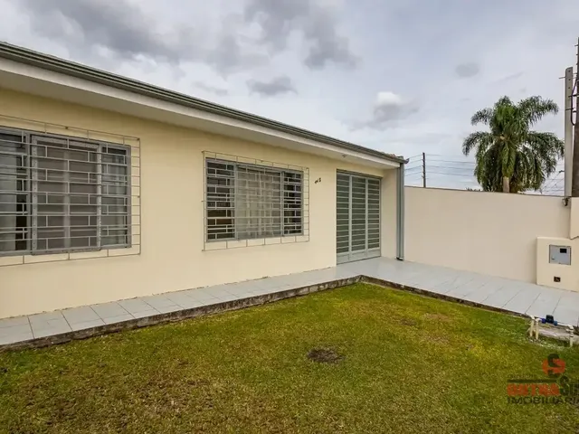 Casa com 442m² 3 quartos e 3 banheiros, para alugar, no bairro Xaxim em Curitiba