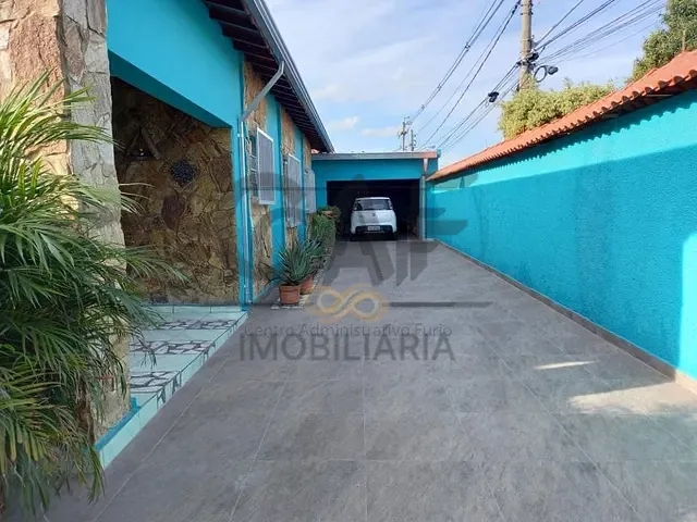 Casa com 307m² 5 quartos e 2 banheiros, à venda, no bairro Jardim Mauá II em Jaguariúna