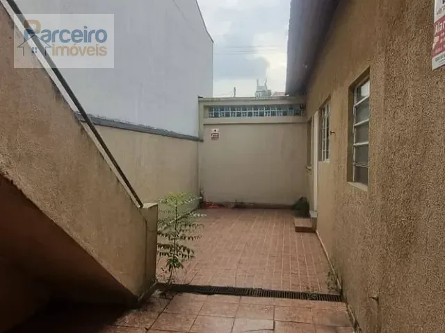 Casa com 188m², para alugar, no bairro Vila Aricanduva em São Paulo