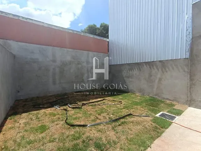 Casa com 180m² 2 quartos e 2 banheiros, à venda, no bairro Setor Comendador Walmor em Aparecida de Goiânia
