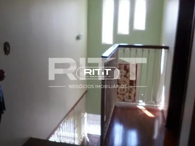 Casa com 300m² 4 quartos e 3 banheiros, à venda, no bairro Jardim Nova Europa em Campinas