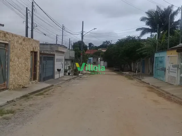 Casa com 250m² 6 quartos e 3 banheiros, à venda, no bairro Jardim Rio Negro em Itaquaquecetuba