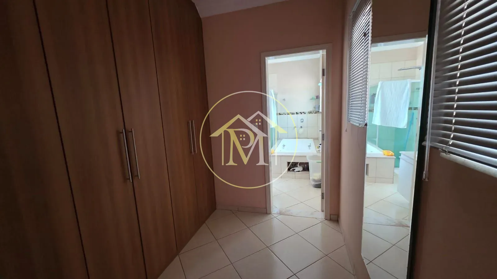 Casa, 4 quartos, 330 m² - Foto 20
