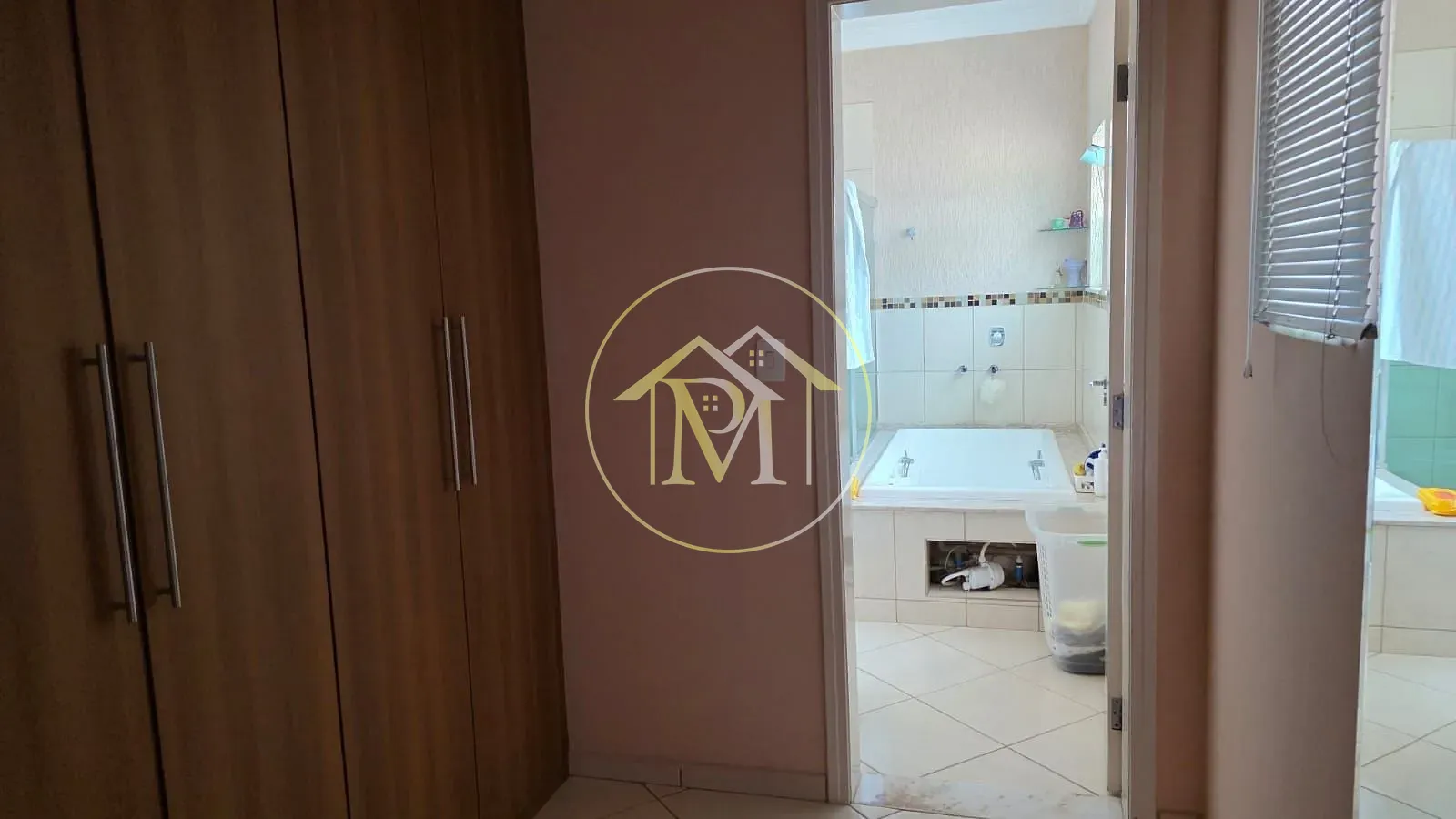Casa, 4 quartos, 330 m² - Foto 21