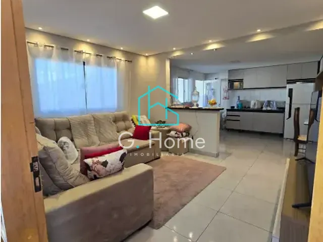 Casa com 250m² 3 quartos e 1 banheiro, à venda, no bairro Conjunto Residencial Roberto Conceição em Cambé