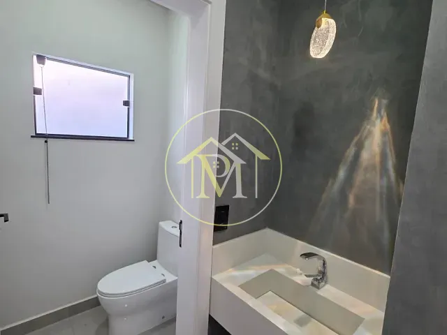 Casa com 300m² 3 quartos e 5 banheiros, à venda, no bairro Condomínio Mont Blanc em Sorocaba