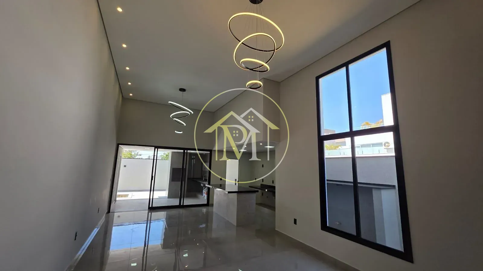 Casa, 3 quartos, 191 m² - Foto 1