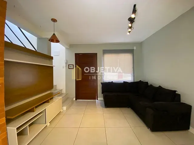 Casa 2 quartos e 2 banheiros, para alugar, no bairro Operário em Novo Hamburgo