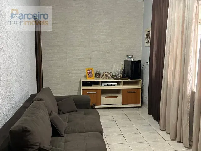 Casa com 246m² 2 quartos e 1 banheiro, à venda, no bairro Jardim Vila Formosa em São Paulo