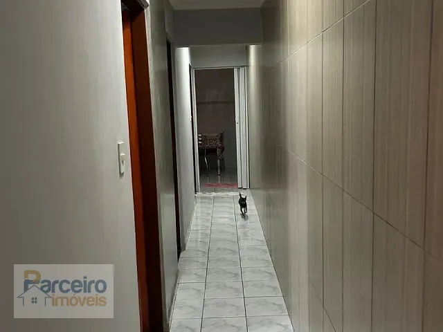 Casa com 246m² 2 quartos e 1 banheiro, à venda, no bairro Jardim Vila Formosa em São Paulo