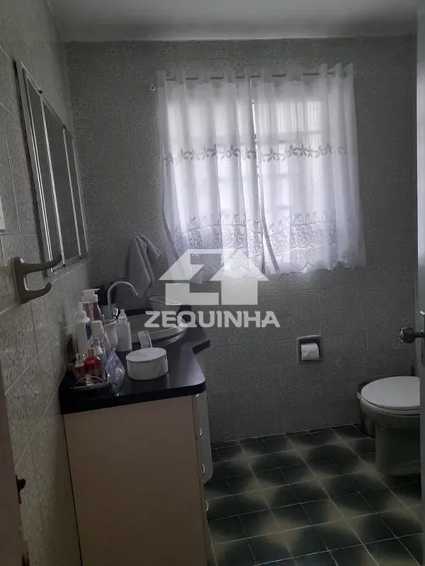 Casa, 6 quartos, 253 m² - Foto 4