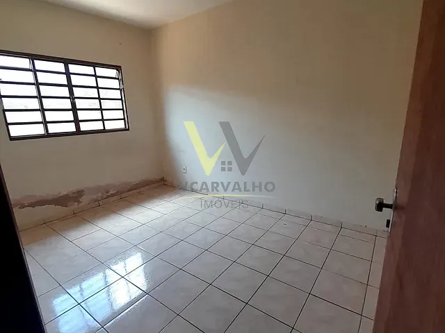 Casa com 270m² 3 quartos e 2 banheiros, à venda, no bairro Alvorada em Anápolis